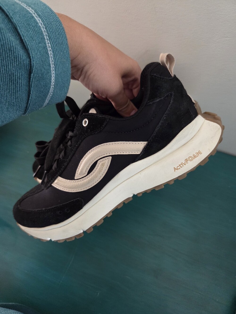 Ryka Jetsetter Sneakers